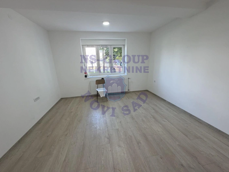 kuca na prodaju Temerin 250m2 573107