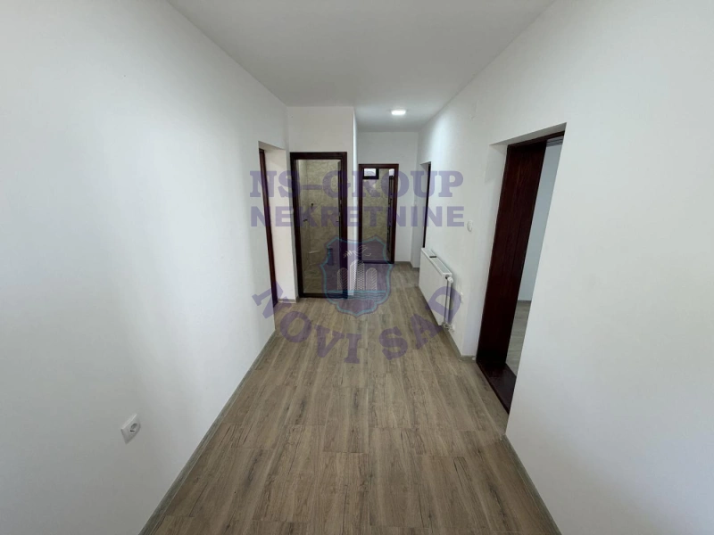kuca na prodaju Temerin 250m2 573107