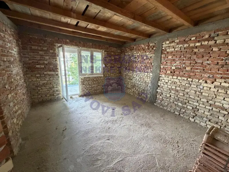 kuca na prodaju Temerin 250m2 573107