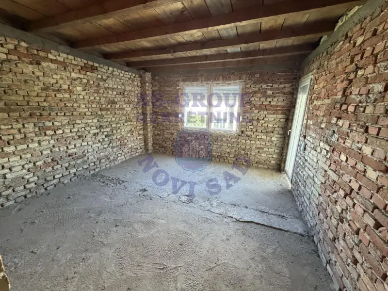 kuca na prodaju Temerin 250m2 573107