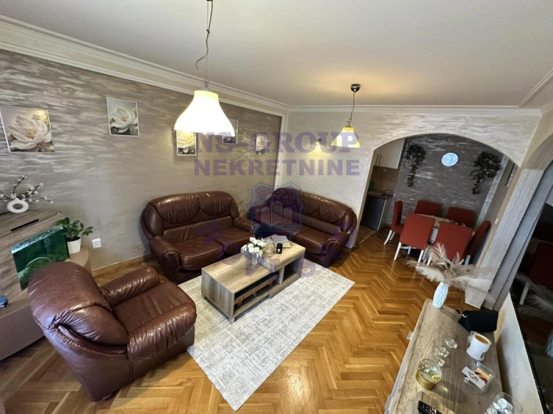stan na prodaju Novi Sad, 63m2 573219