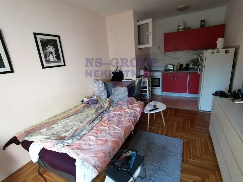 stan na prodaju Novi Sad, 25m2 573174