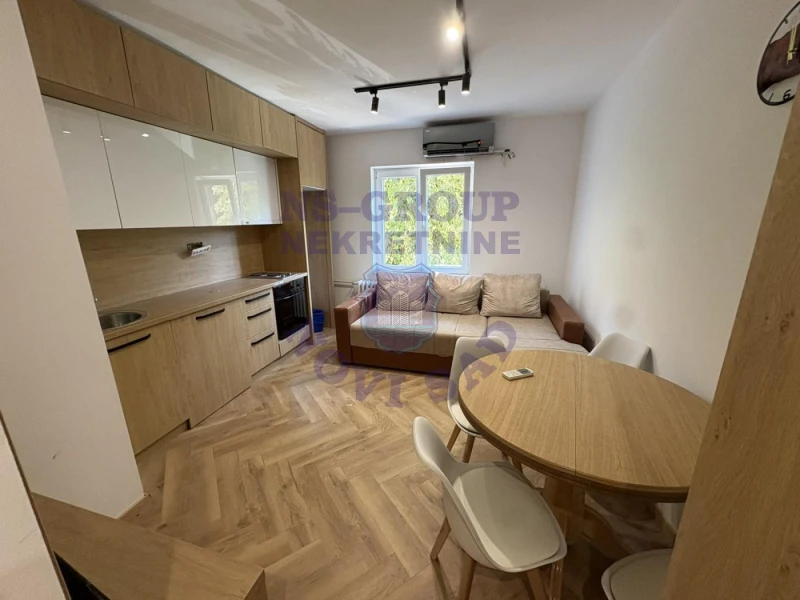 stan na prodaju Novi Sad, 33m2 573216