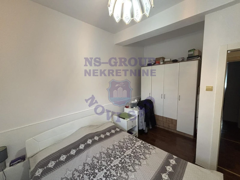kuca na prodaju Bački Jarak 218m2 573116