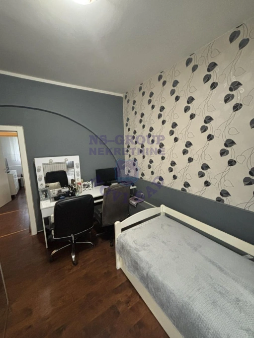 kuca na prodaju Bački Jarak 218m2 573116