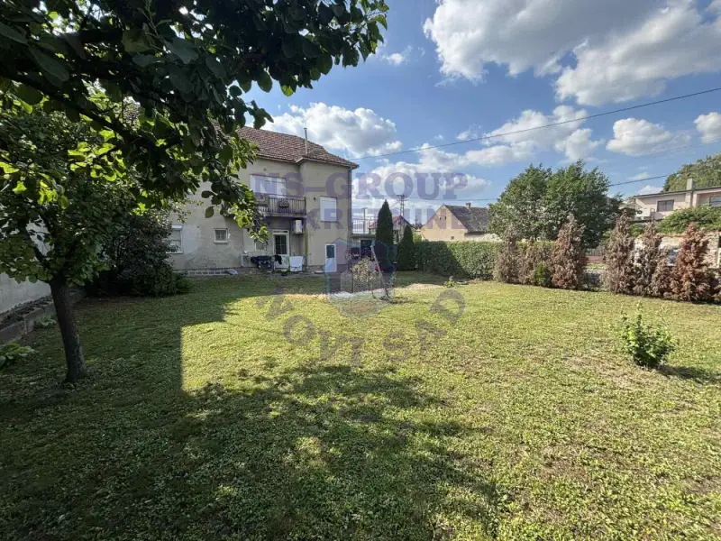 kuca na prodaju Bački Jarak 218m2 573116