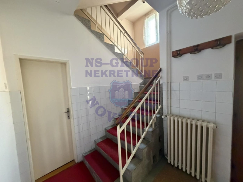kuca na prodaju Petrovaradin 115m2 573209