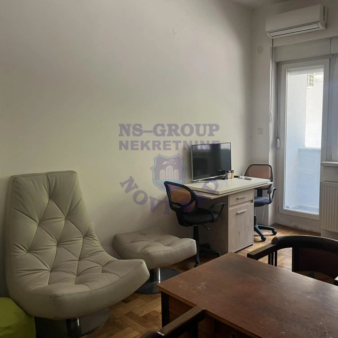 stan za izdavanje Novi Sad 42m2 16698