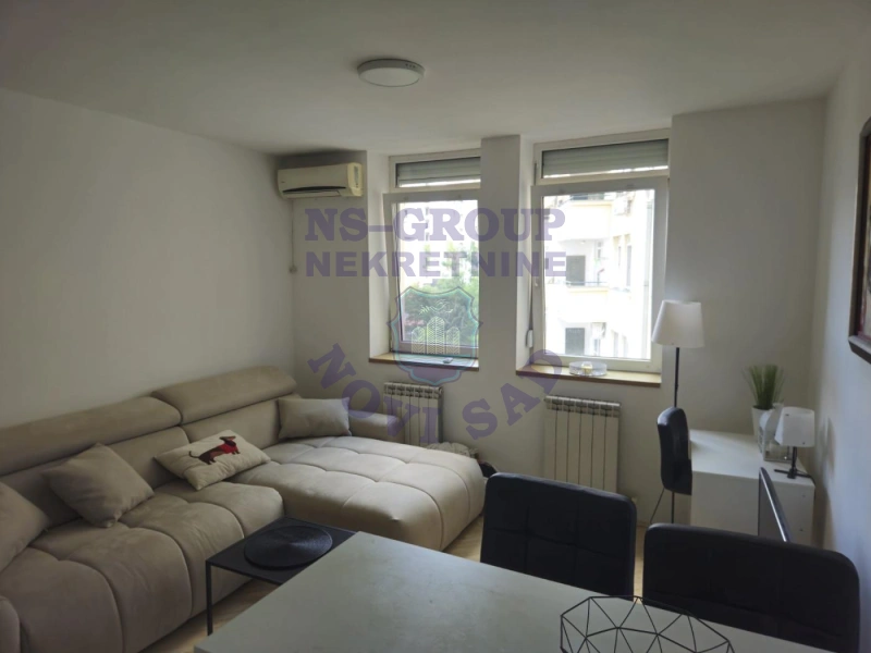 stan na prodaju Novi Sad, 27m2 573176
