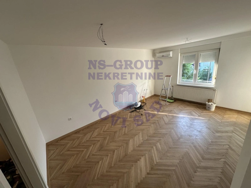 stan na prodaju Novi Sad, 40m2 573172