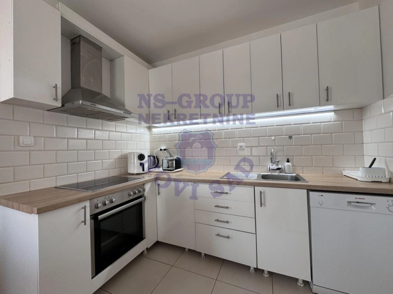 stan na prodaju Novi Sad 86m2 573326