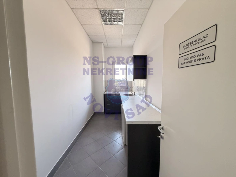 lokal na prodaju Novi Sad 307m2 573087