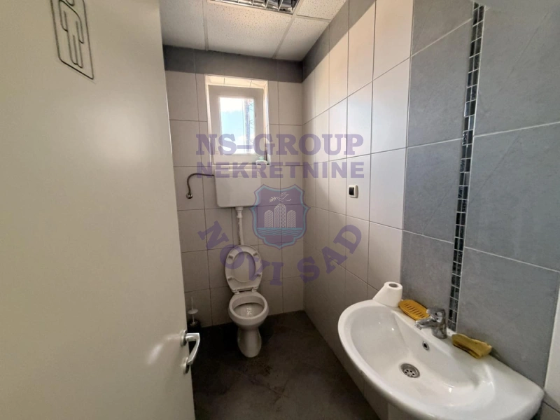 lokal na prodaju Novi Sad 307m2 573087
