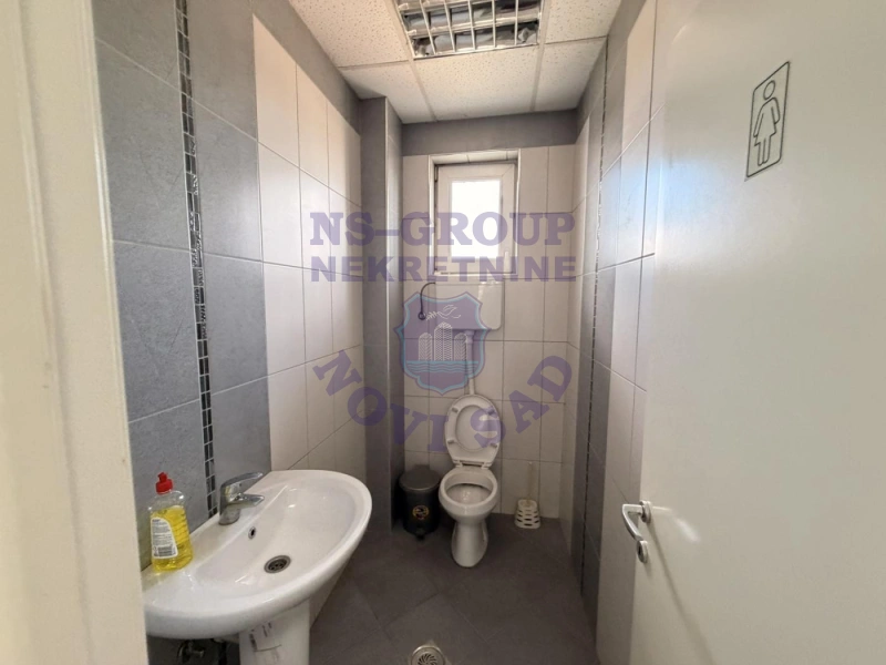 lokal na prodaju Novi Sad 307m2 573087