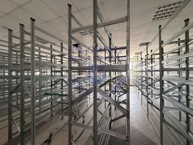 lokal na prodaju Novi Sad 307m2 573087
