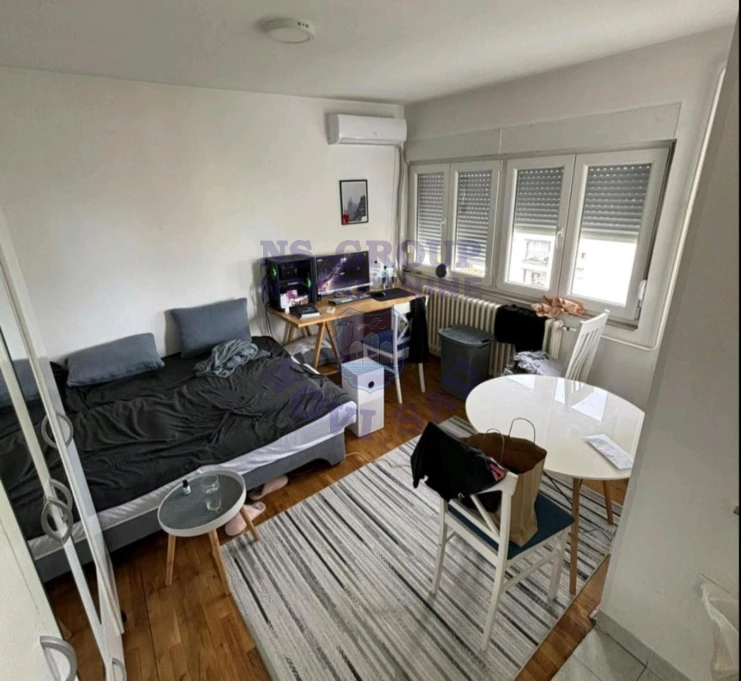 stan na prodaju Novi Sad, 22m2 573395