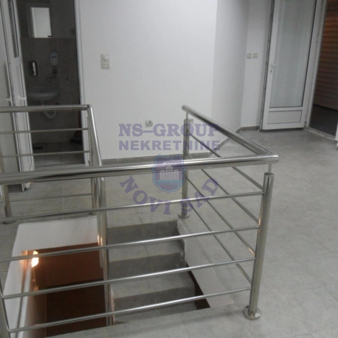 lokal na prodaju Novi Sad 120m2 561129