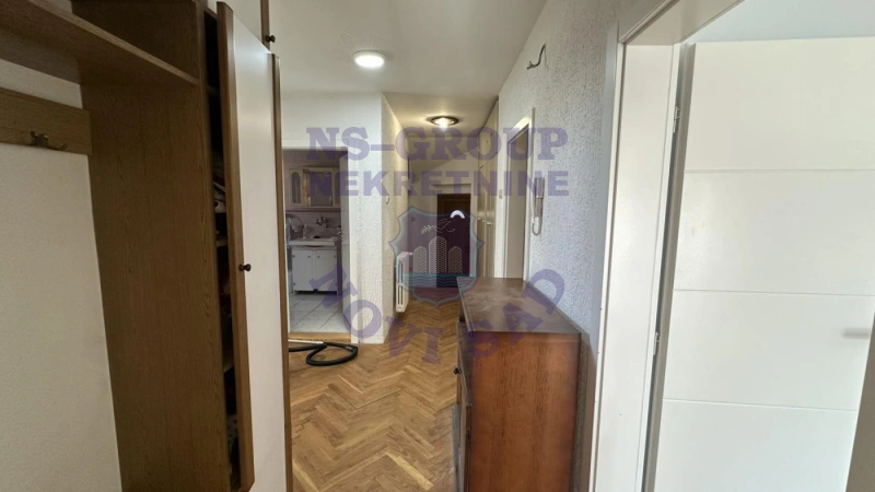 lokal za izdavanje Novi Sad 95m2 16748