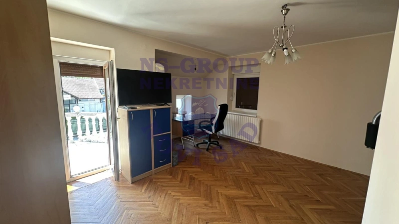 lokal za izdavanje Novi Sad 95m2 16748
