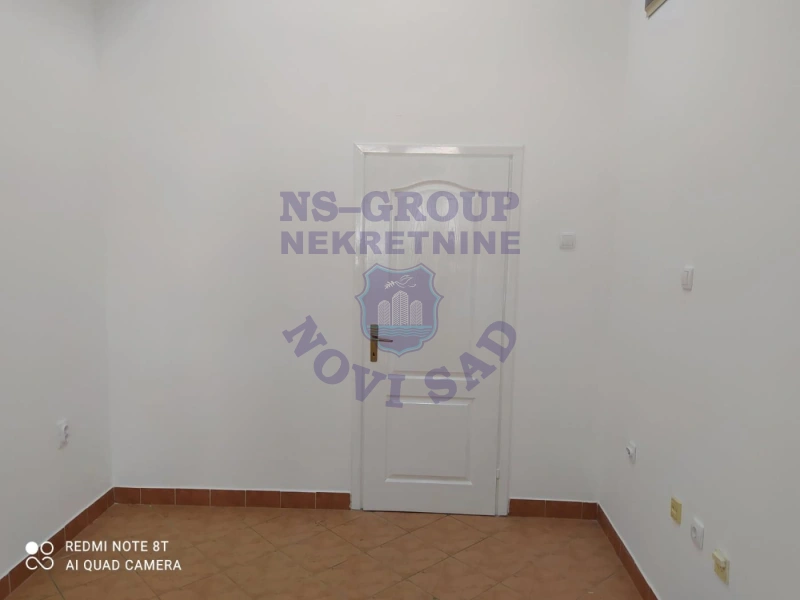 lokal za izdavanje Novi Sad 18m2 16749