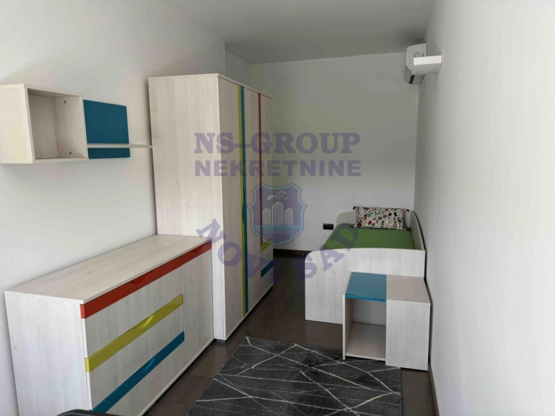 stan za izdavanje Novi Sad 114m2 16759