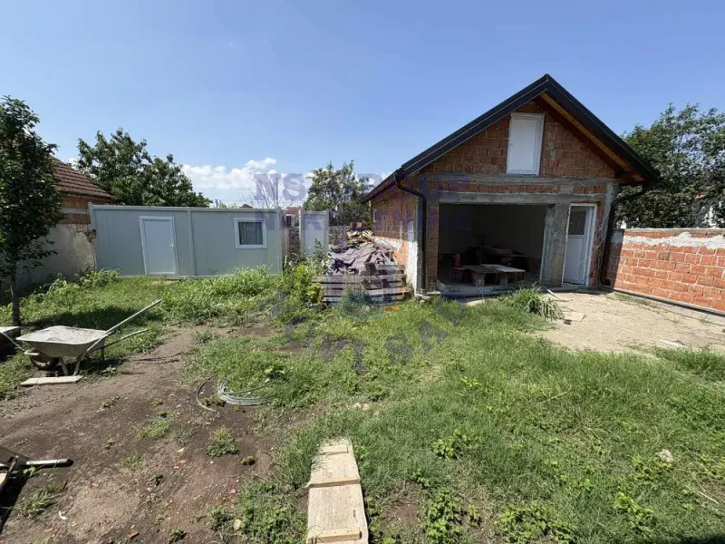 kuca na prodaju Rumenka 150m2 573304