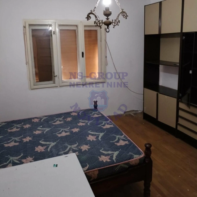 kuca na prodaju Vrdnik 65m2 573036