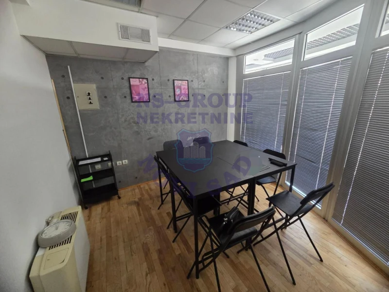 lokal na prodaju Novi Sad 12m2 573429