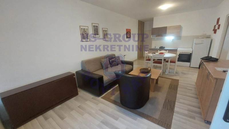 stan na prodaju Vrdnik 78m2 573437