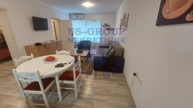 stan na prodaju Vrdnik 78m2 573437