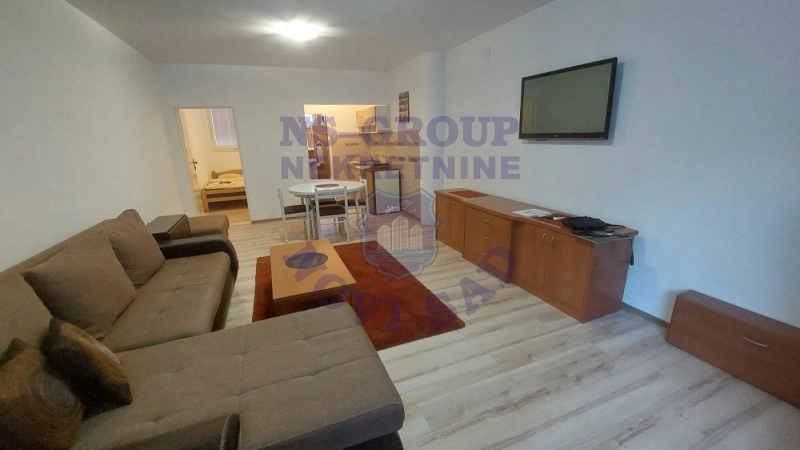 stan na prodaju Vrdnik 78m2 573437