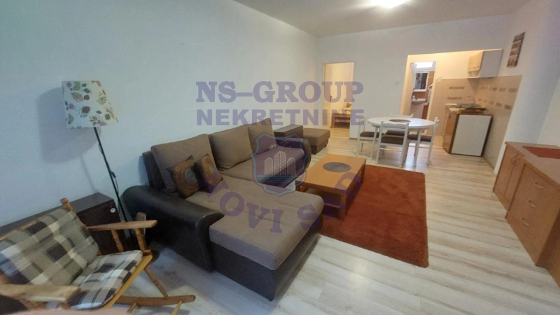 stan na prodaju Vrdnik, 78m2 573437