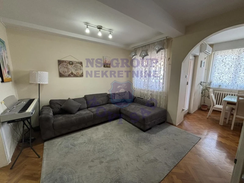 stan na prodaju Novi Sad, 85m2 560463