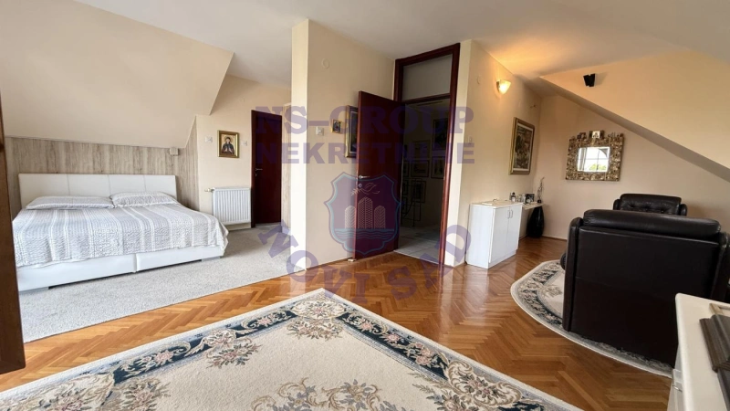 kuca na prodaju Sremska Kamenica 336m2 573373