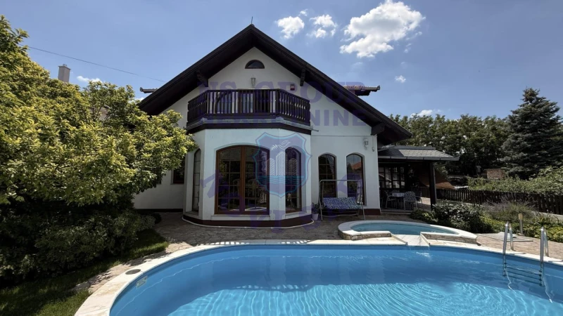 kuca na prodaju Sremska Kamenica 336m2 573373