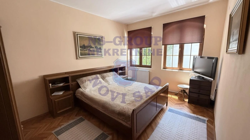 kuca na prodaju Sremska Kamenica 336m2 573373