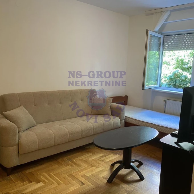 stan za izdavanje Novi Sad 28m2 16768