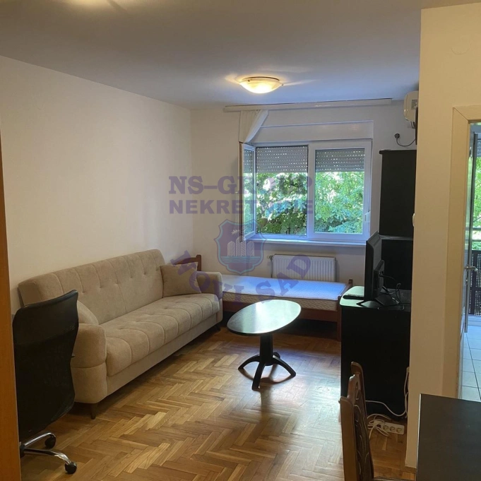 stan za izdavanje Novi Sad, 28m2 16768