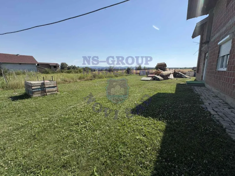 kuca na prodaju Veternik 120m2 573465