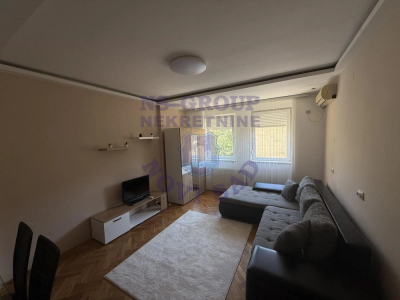 stan na prodaju Novi Sad, 32m2 573422