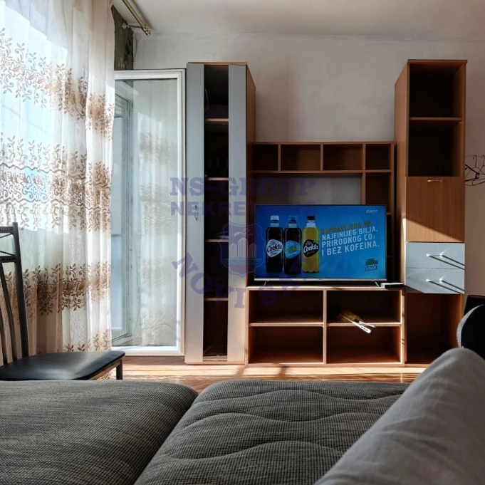 stan za izdavanje Novi Sad 30m2 14482
