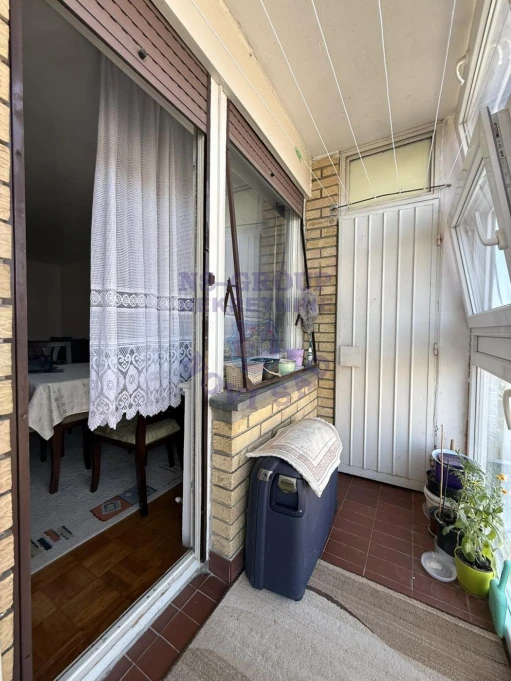 stan na prodaju Novi Sad 65m2 573598