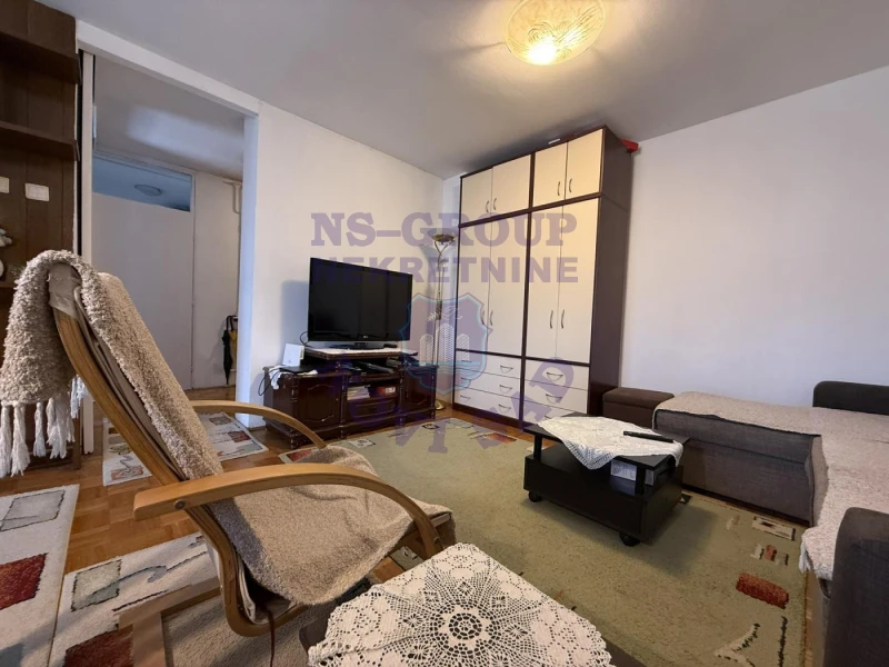 stan na prodaju Novi Sad, 65m2 573598