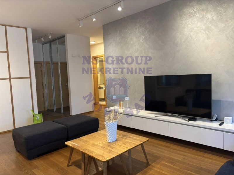 stan za izdavanje Novi Sad 101m2 16787