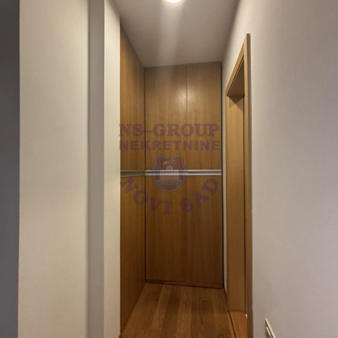 stan za izdavanje Novi Sad 101m2 16787