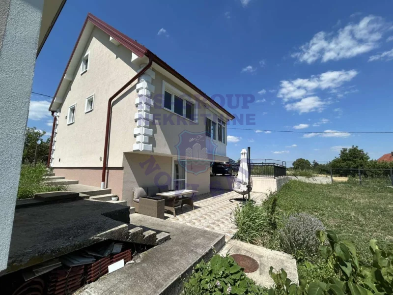 kuca na prodaju Krušedol 101m2 573559