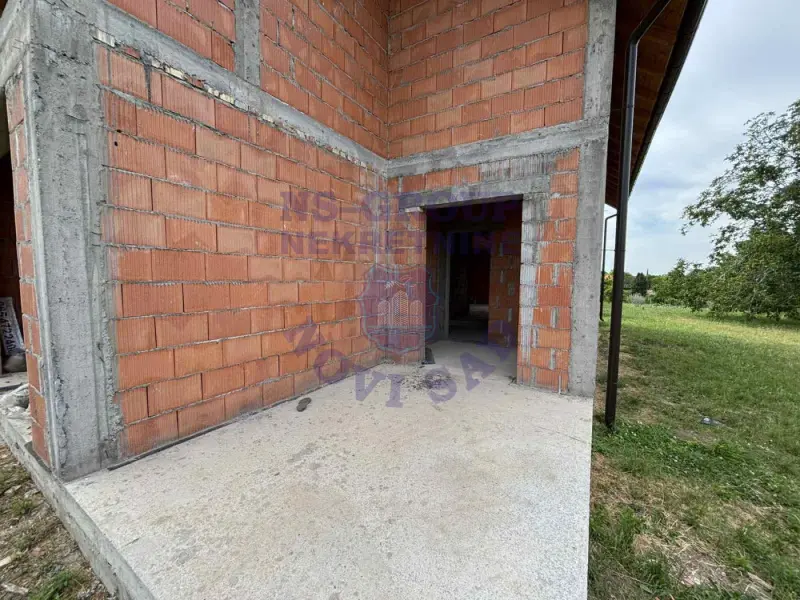 kuca na prodaju Petrovaradin 189m2 565575