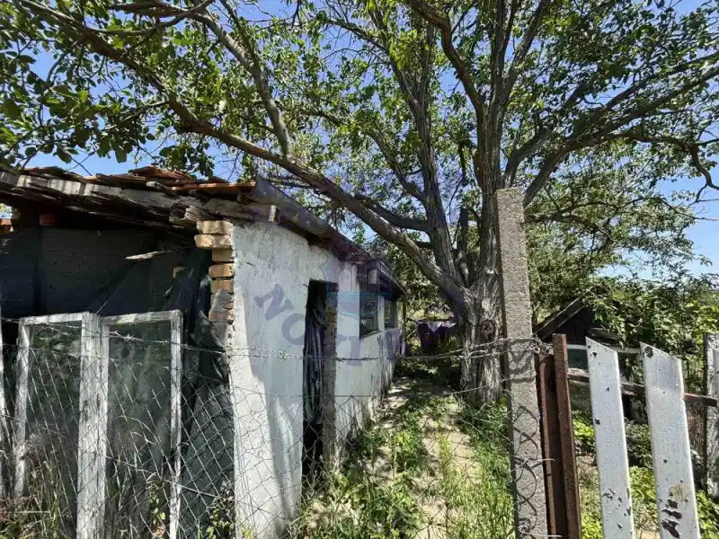 Kuća na prodaju Sremska Kamenica 38m2, 573499
