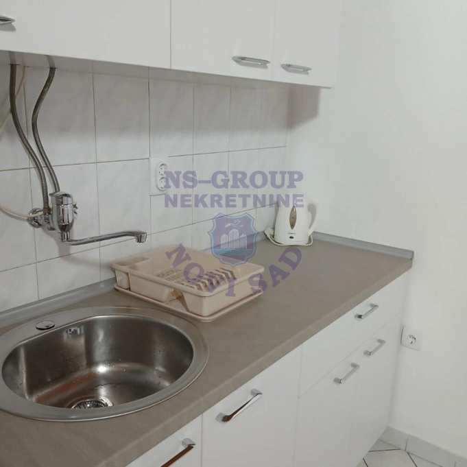 stan za izdavanje Novi Sad 32m2 12435