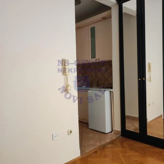 stan za izdavanje Novi Sad 16m2 16792